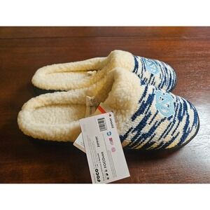 FOCO North Carolina Tar Heels Moccasin Slippers Womans 11-12 Blue Navy NEW
